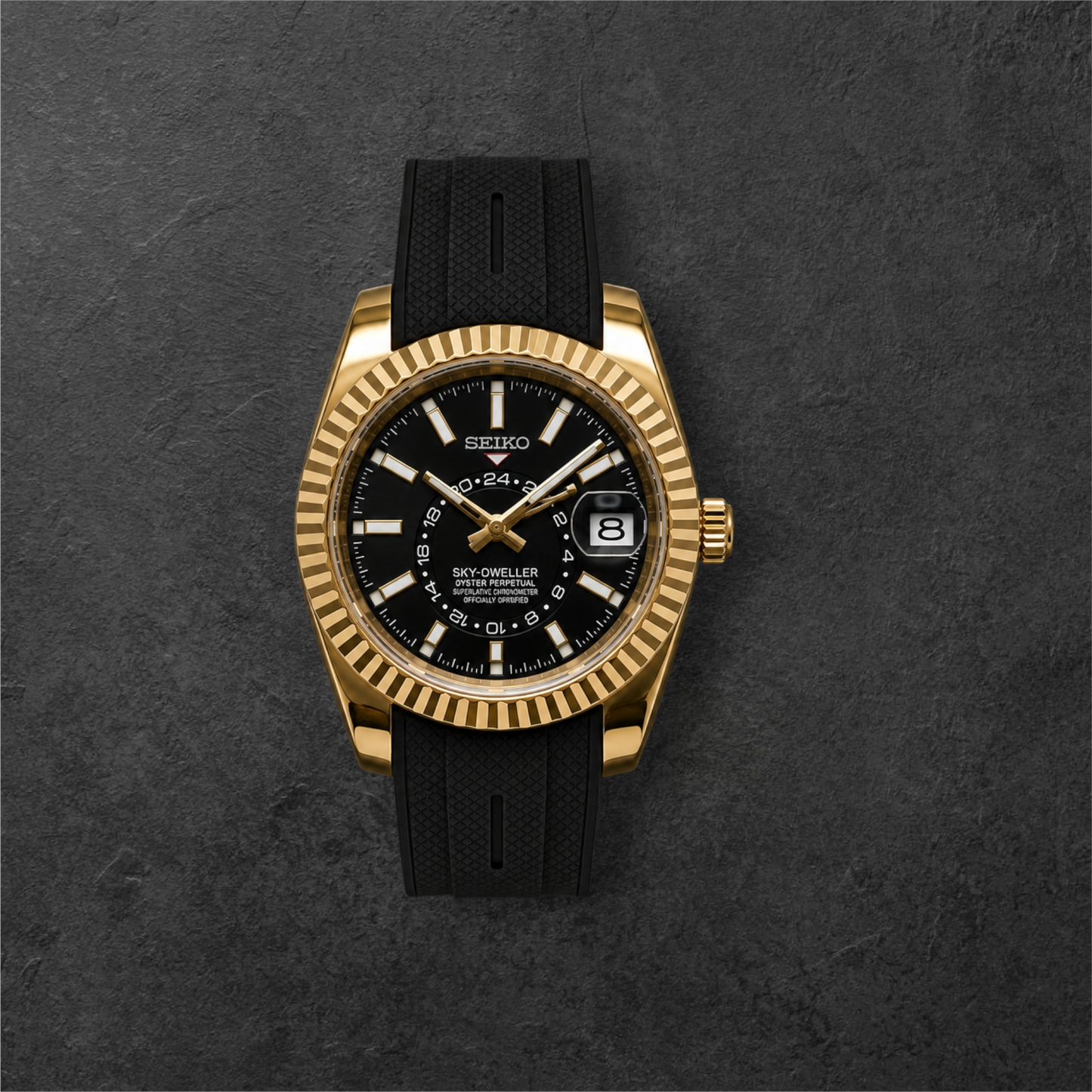 S SKY-DWELLER GOLD & BLACK RUBBER – zlatno kućište, crni brojčanik i crna gumena narukvica s reljefnim uzorkom